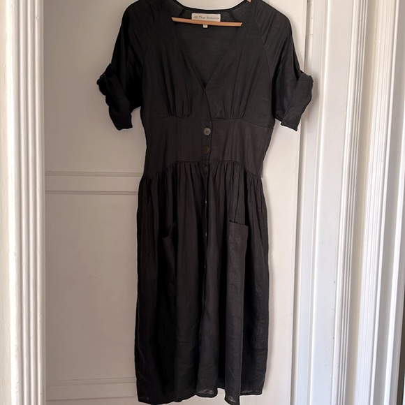 All That Remains is Love Audrey Dress in Noir - Picture 16 of 17